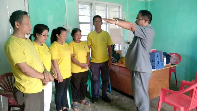 Office Staff Training Exam ding Moderator Rev Dr Hangpi Manlun in a thumsahna