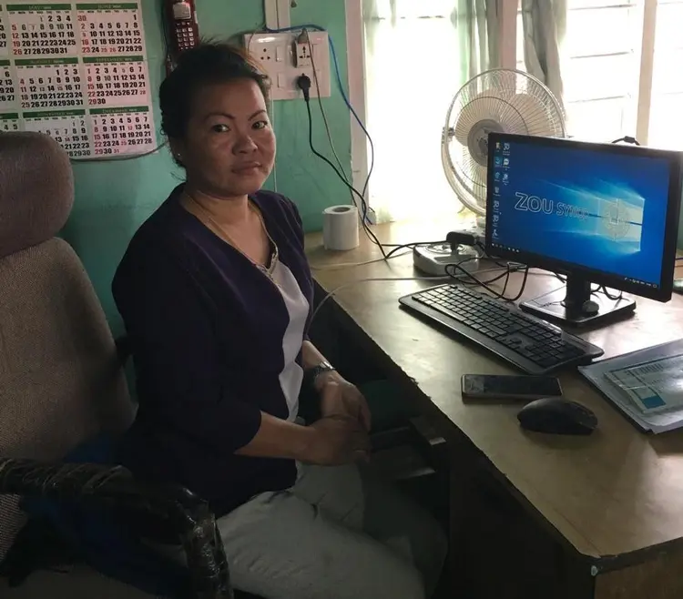 Tracy Niangsuannuam Clerk