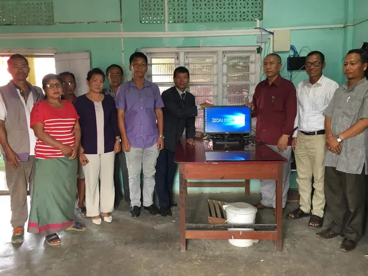 Computer Set Pasian kung a latna [Head Clerk Room]